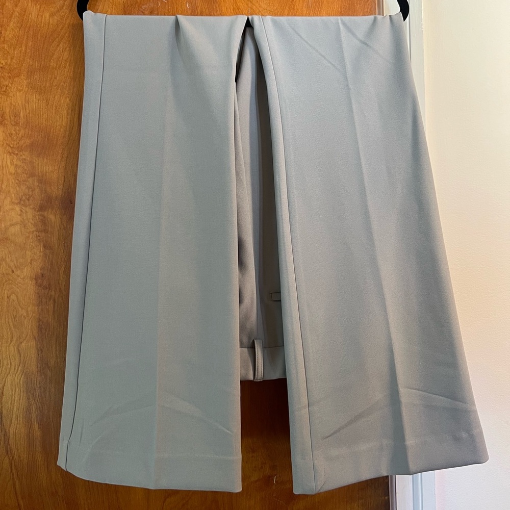 Express Editor Flare Mid Rise Pants - Picture 4 of 8